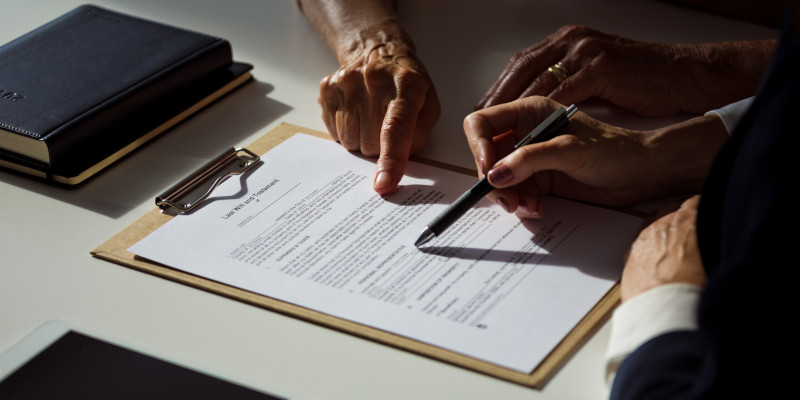 Answering 3 Commonly Searched Questions About Legal Services